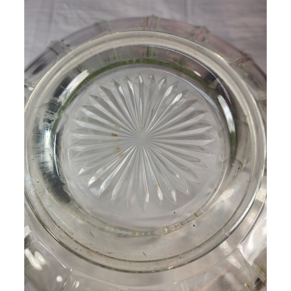 Vintage Large Glass Punch Bowl‎ / Serving Bowl – Scalloped Edge, Starburst Base - Picture 7 of 9